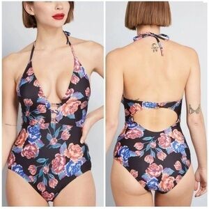 Modcloth floral one piece swimsuit small